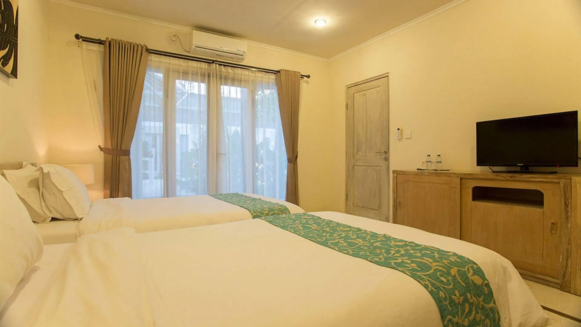 Bali V Hotel & Villa Seminyak
